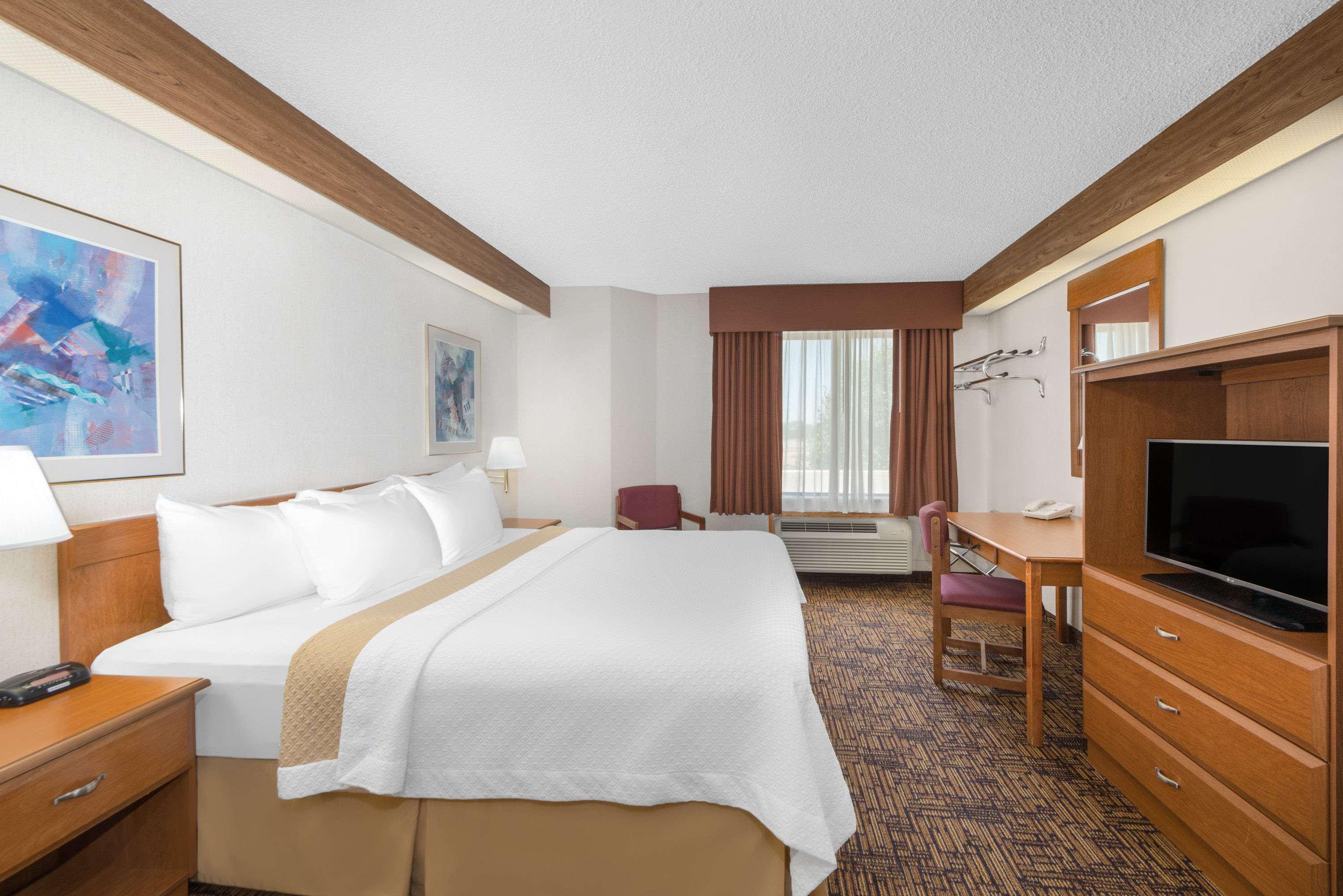 Days Inn By Wyndham Liberal Ks Екстериор снимка